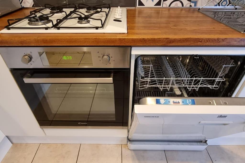Agreable Appartement Avec 2 Places De Parking Dans Le Garage Béziers Buitenkant foto